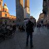 Piazza di Porta Ravegnana, The Two Towers