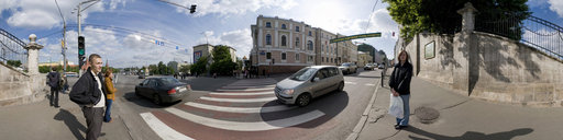 The corner of Znamenka and Mokhovaya streets.