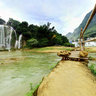 Ban Gioc fall - standing in the middle