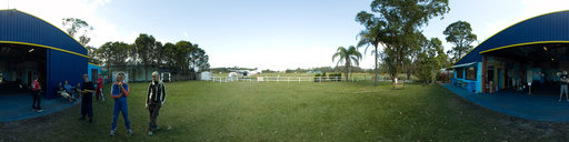 Byron Bay Dropzone Outside