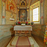 Alta Badia- La Val: chiesa di Santa Barbara  Wengen: Santa Barbara