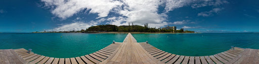 Un ponton à l'Anse Vata