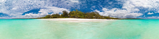 Lifou: Chateaubriand Bay