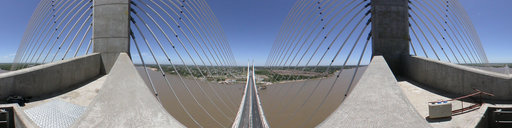 Vista de lo alto del puente Nuestra Señora del Rosario