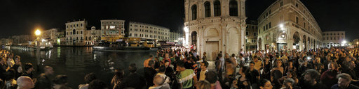 4th bridge on grand canal