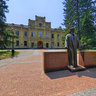 Monument to Dmitry Mendelyeyev at the Chemical block of KPI