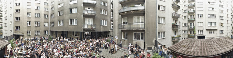 Warsaw: Puppet Theatre Durning the Warsaw Uprising