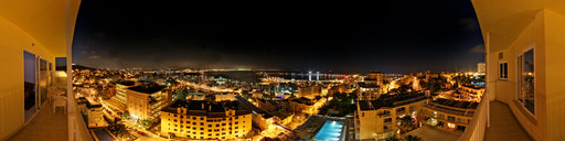 Hotel AMIC Horizonte (Harbour by night)