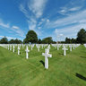 Les alignements de croix du cimetière Américain de Colleville-sur-Mer  -  France
