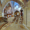 Autel du bas-côté du chœur dans l'église d'Isle-Saint-Georges  -  France
