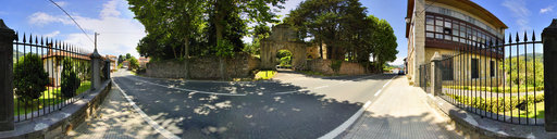 Portalada de la Casona Torre de los Ceballos de Alceda (Cantabria)