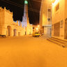 Front of the mosque in Say'ūn at night - Ḩaḑramawt - Yemen