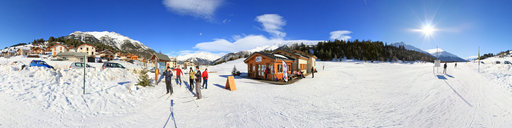 Sardieres Devant Chalet Nordique