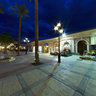 Il Mercato at night