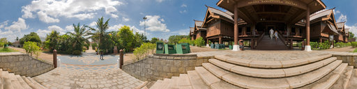 Istana Outside